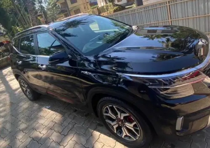 806-for-sale-Kia-Seltos-Petrol-First-Owner-2020-PY-registered-rs-1600000